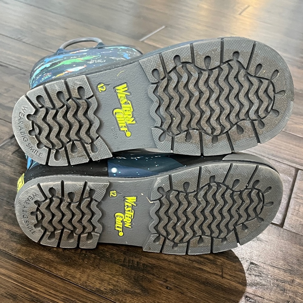 Western Chief Space Dinosaur Navy Rain Boots - Picture 6 of 7